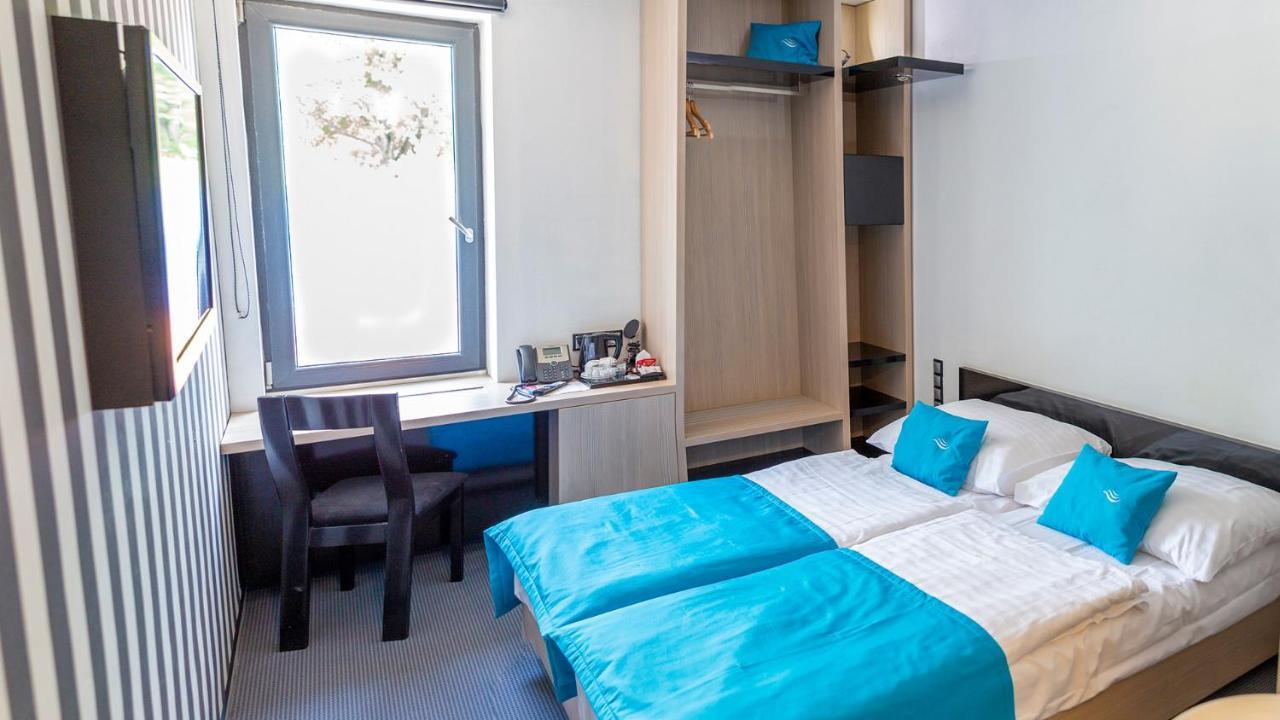 Hotel Aquacity Riverside Poprad Buitenkant foto