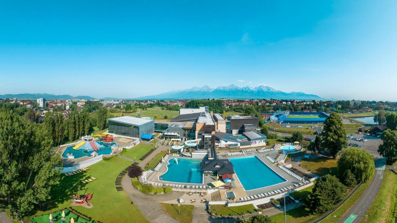 Hotel Aquacity Riverside Poprad Buitenkant foto