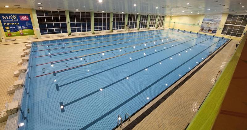 Hotel Aquacity Riverside Poprad Buitenkant foto